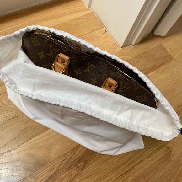 Louis Vuitton Alma Pm bag great shape - Picture 13 of 15